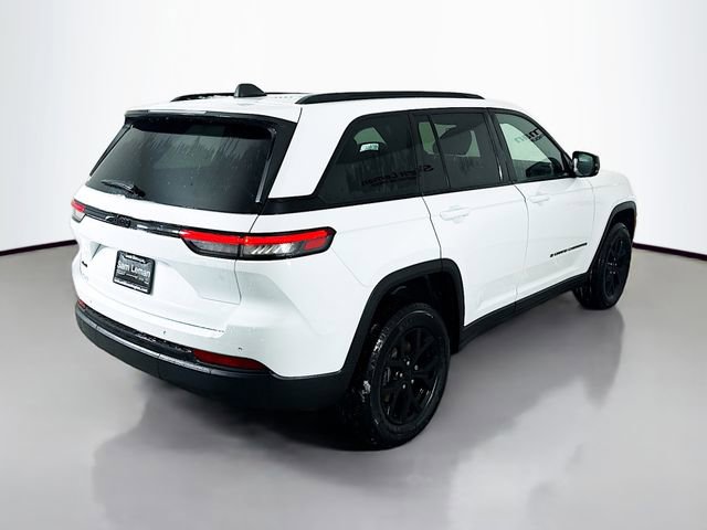 New 2025 Jeep Grand Cherokee Altitude image 7