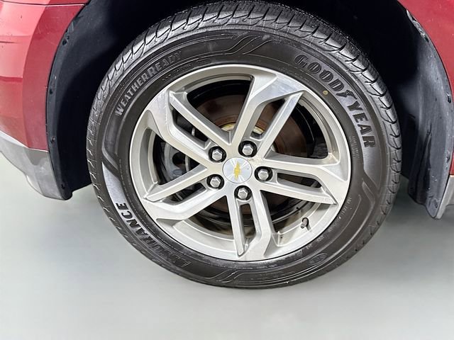 Used 2017 Chevrolet Equinox Premier w/ Enhanced Convenience Package AWD/4WD image 32