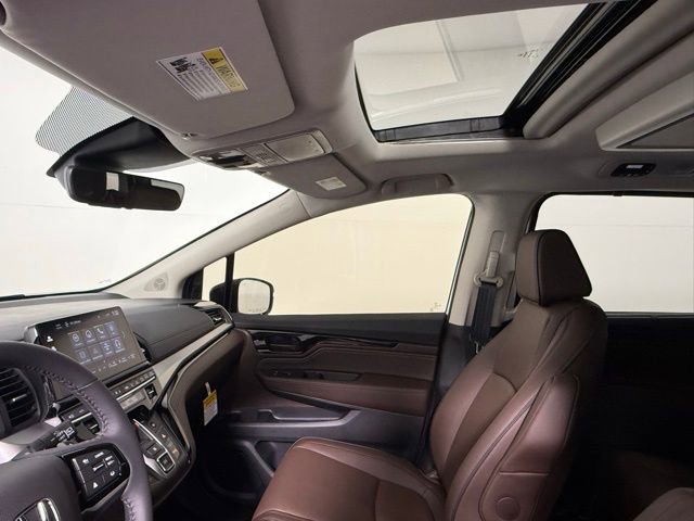 New 2026 Honda Odyssey Touring image 33