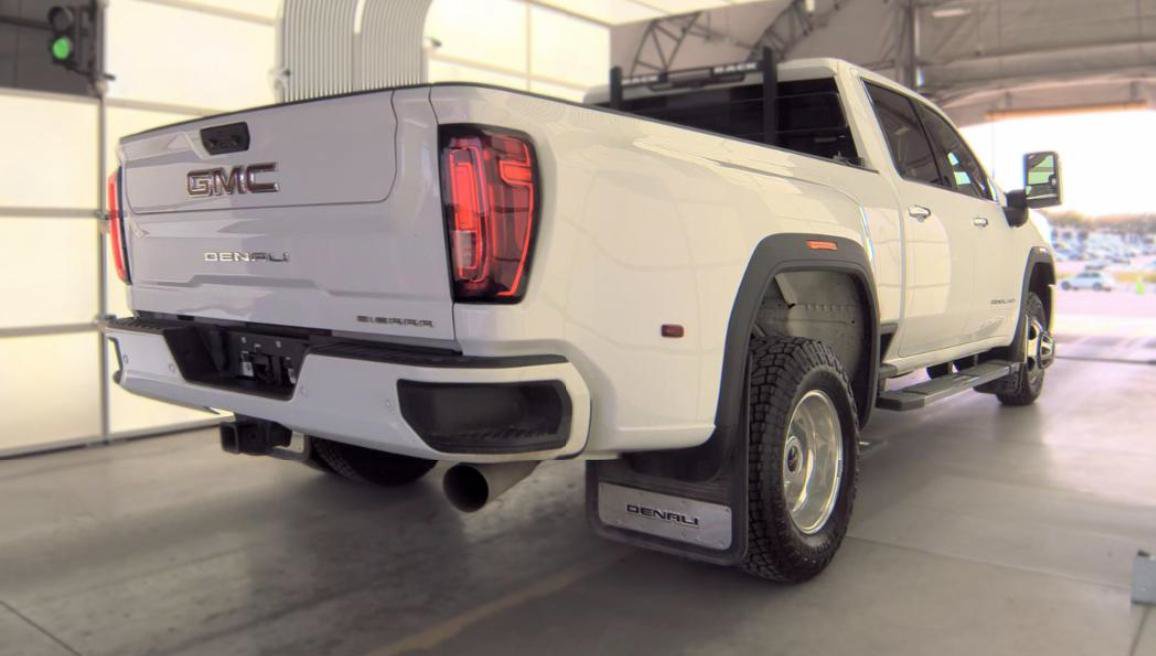 Used 2020 GMC Sierra 3500 Denali w/ Denali Ultimate Package AWD/4WD image 5
