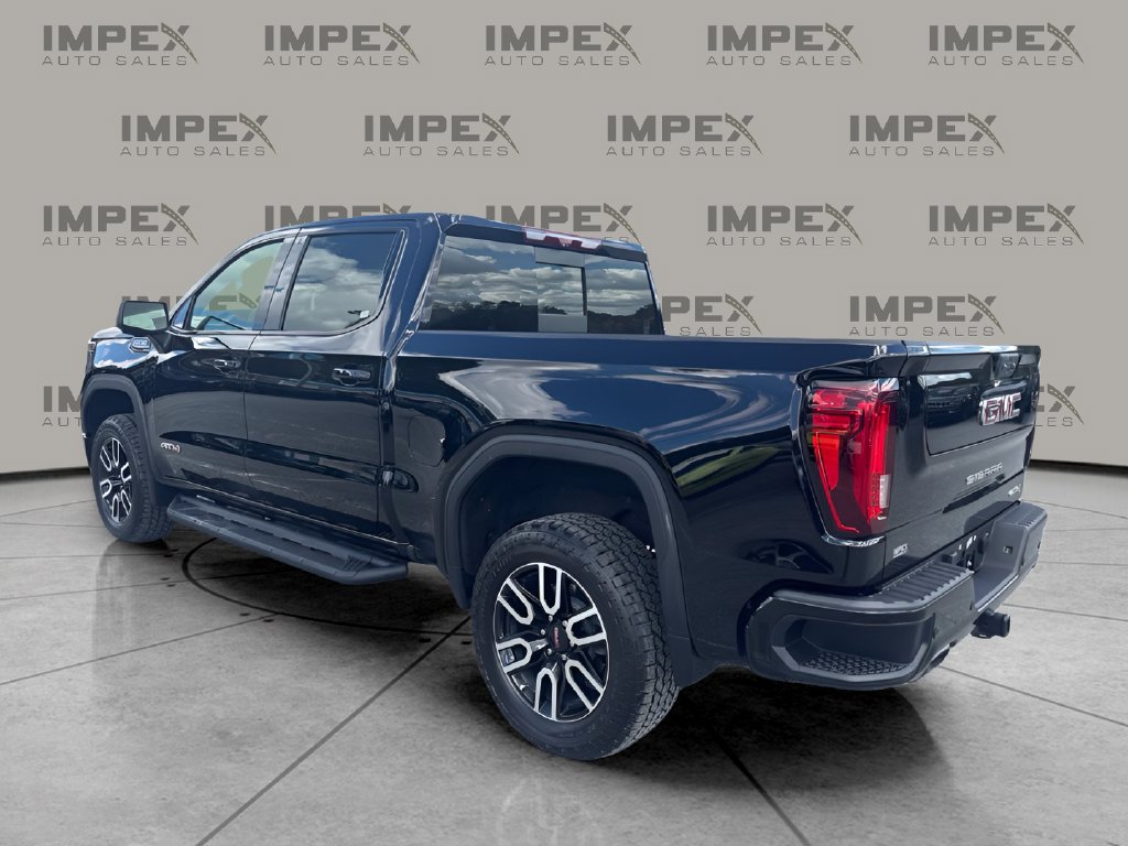 Used 2024 GMC Sierra 1500 AT4 w/ Technology Package AWD/4WD image 3