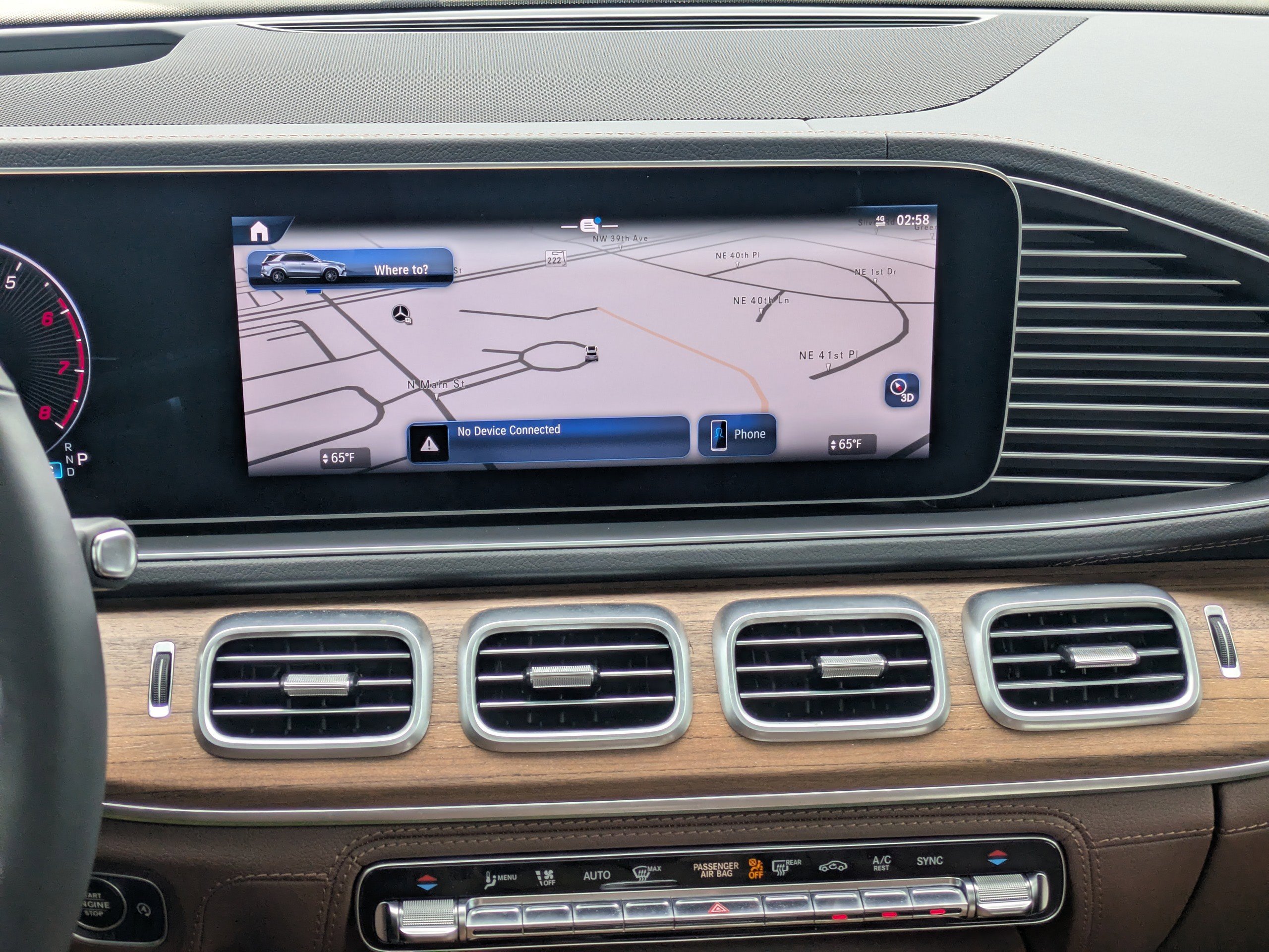 Certified 2025 Mercedes-Benz GLE 450 4MATIC image 22