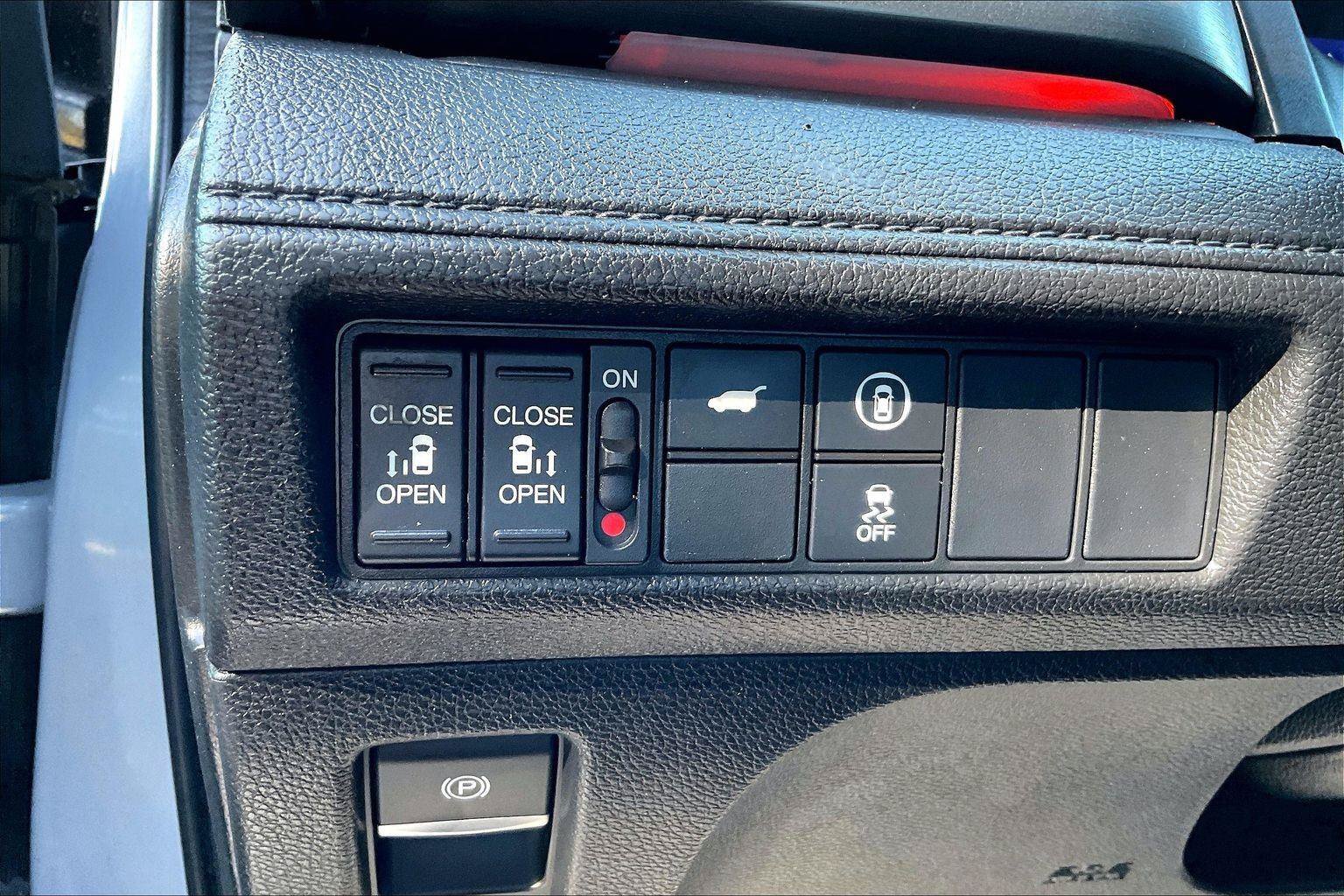 Used 2024 Honda Odyssey Sport image 34