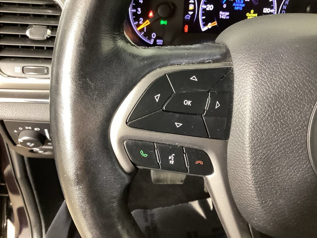 Used 2021 Jeep Grand Cherokee Limited AWD/4WD image 20
