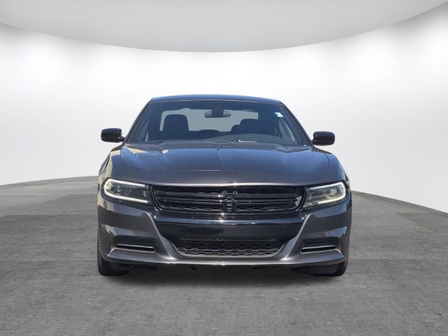 Used 2023 Dodge Charger SXT w/ Blacktop Package RWD image 2