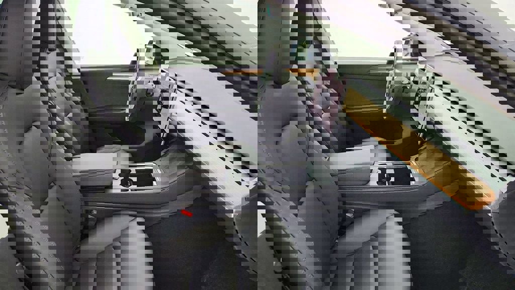 Used 2023 Tesla Model Y Long Range image 26