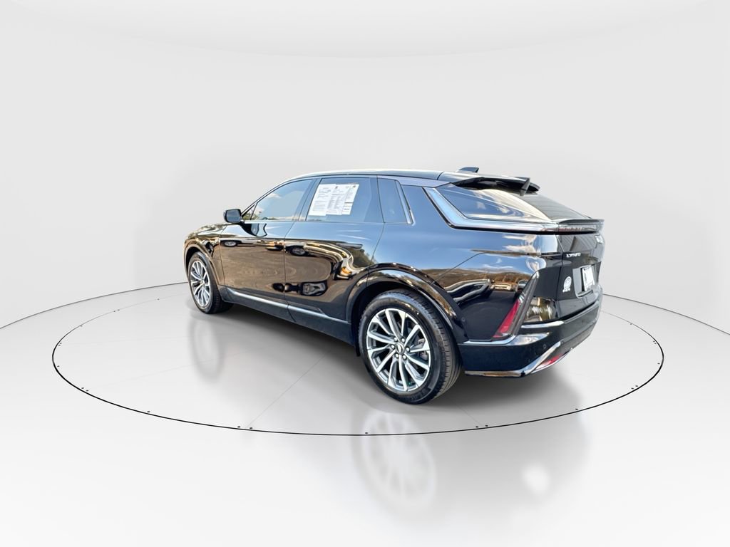 Used 2024 Cadillac Lyriq Sport image 6