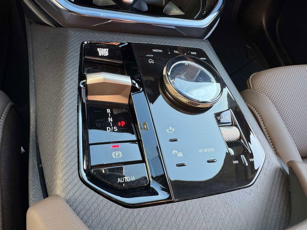 Certified 2025 BMW X3 xDrive30i w/ Premium Package image 14