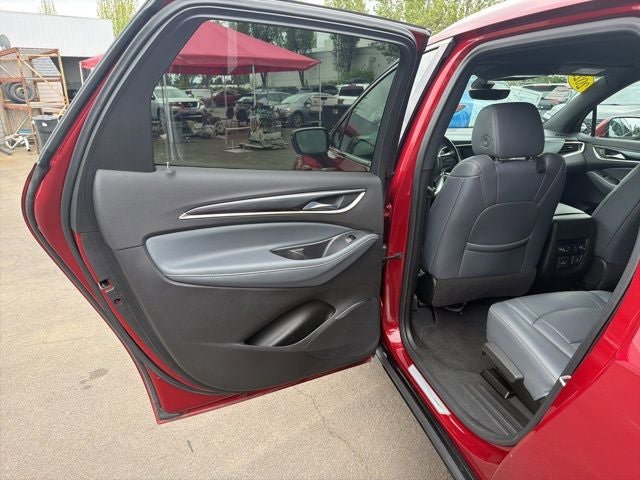 Used 2022 Buick Enclave Premium AWD/4WD image 25