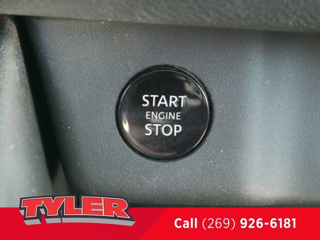 Used 2024 Nissan Rogue S FWD image 28
