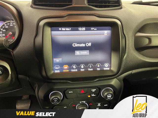 Used 2021 Jeep Renegade Limited w/ Sun & Sound Group AWD/4WD image 10