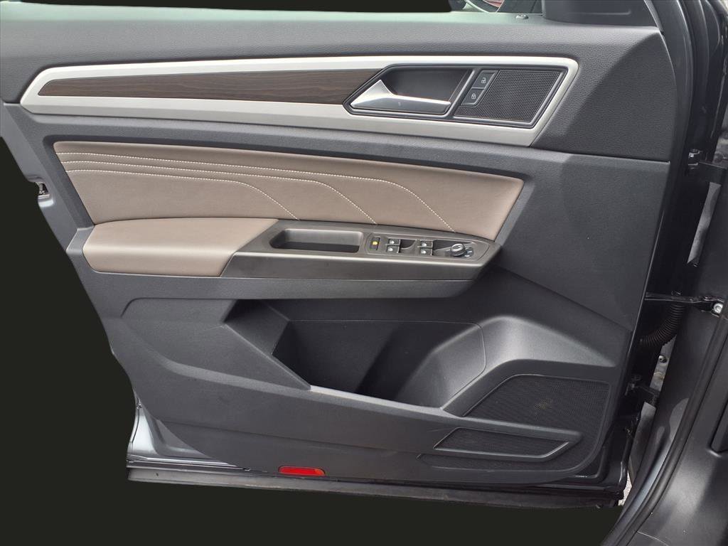 Used 2022 Volkswagen Atlas SE image 15