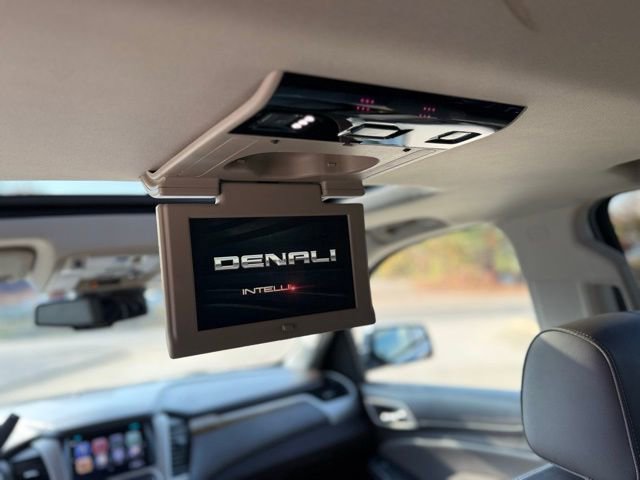 Used 2017 GMC Yukon Denali w/ Open Road Package image 19