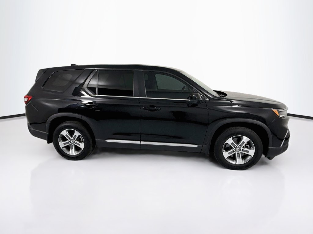 Certified 2025 Honda Pilot EX-L image 4