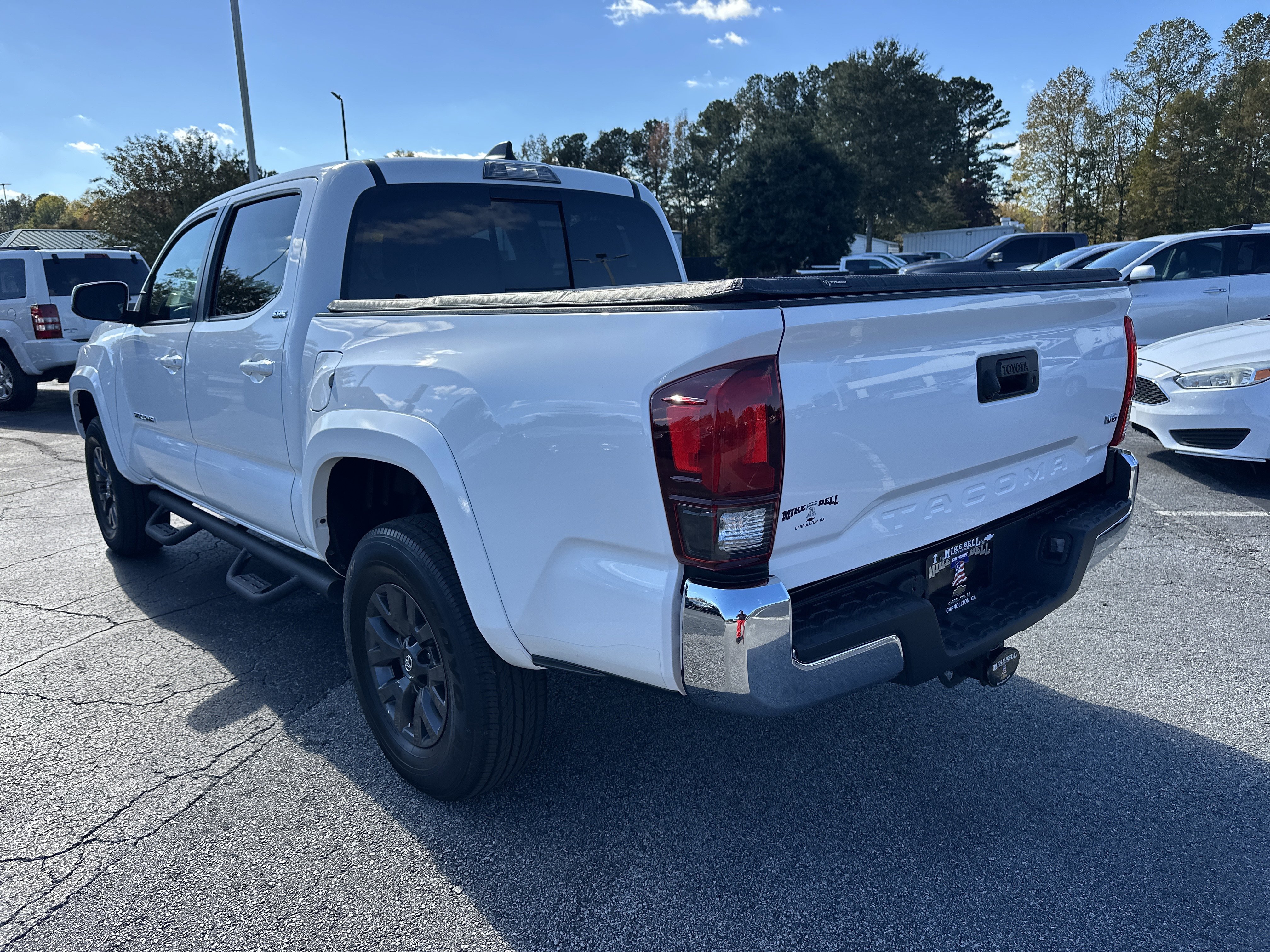Used 2023 Toyota Tacoma TRD Off-Road image 6
