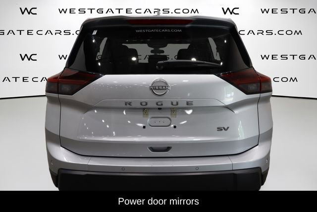 Used 2024 Nissan Rogue SV image 7