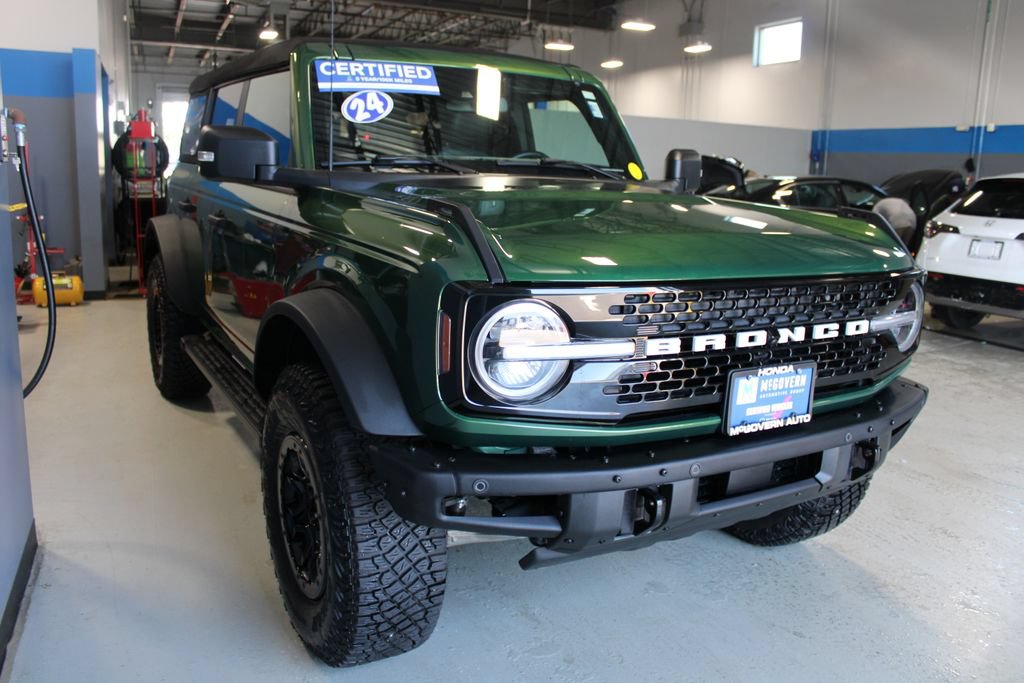 Used 2024 Ford Bronco Wildtrak AWD/4WD image 3
