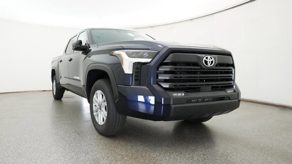 New 2026 Toyota Tundra SR5 w/ SR5 Premium Package AWD/4WD image 30