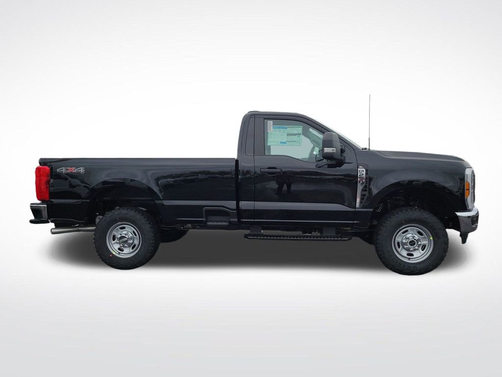 New 2026 Ford F250 XL w/ XL Off-Road Package image 4