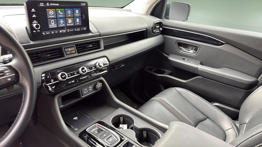 Used 2025 Honda Pilot EX-L image 27