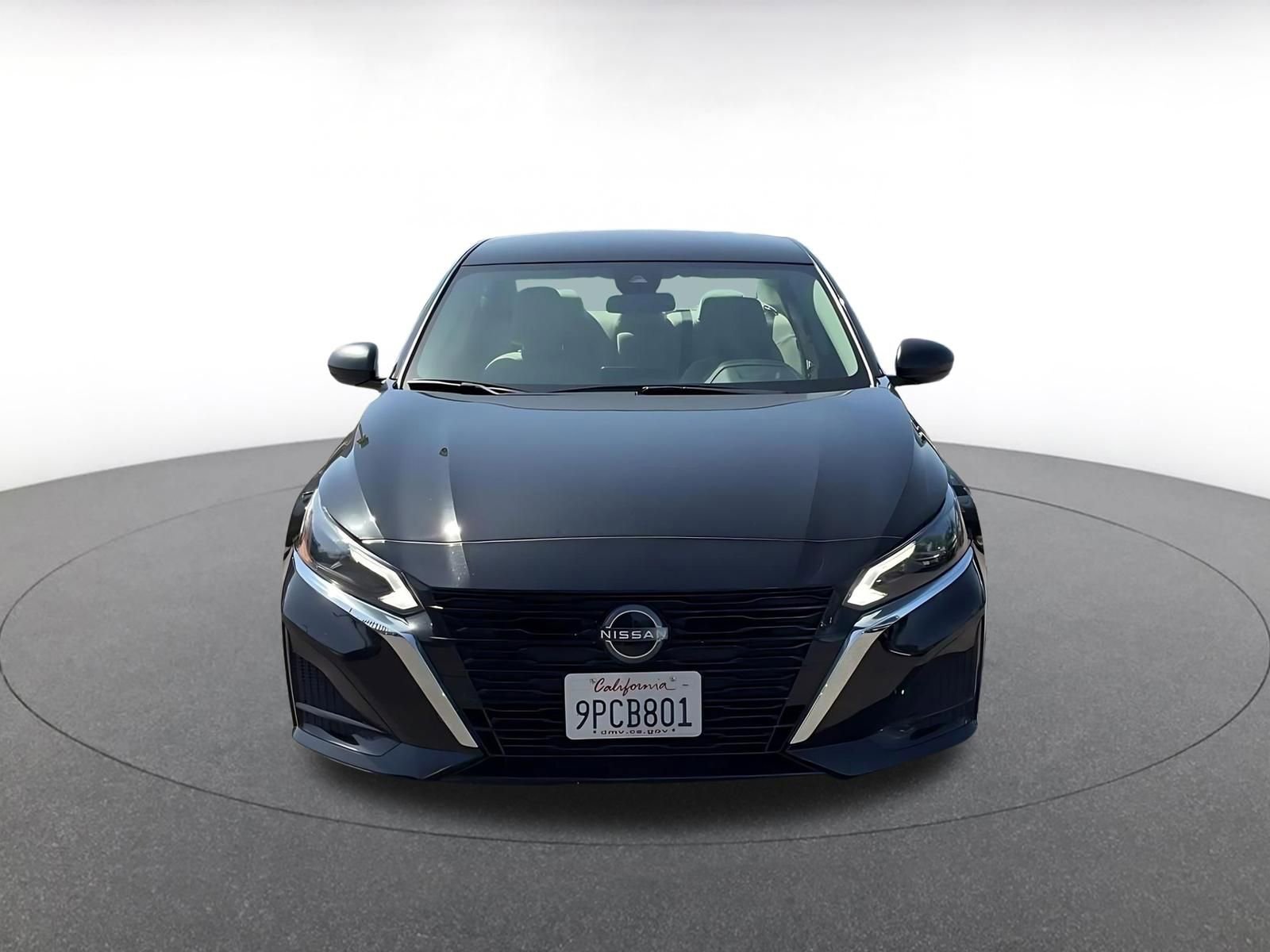 Used 2025 Nissan Altima 2.5 SV FWD image 4