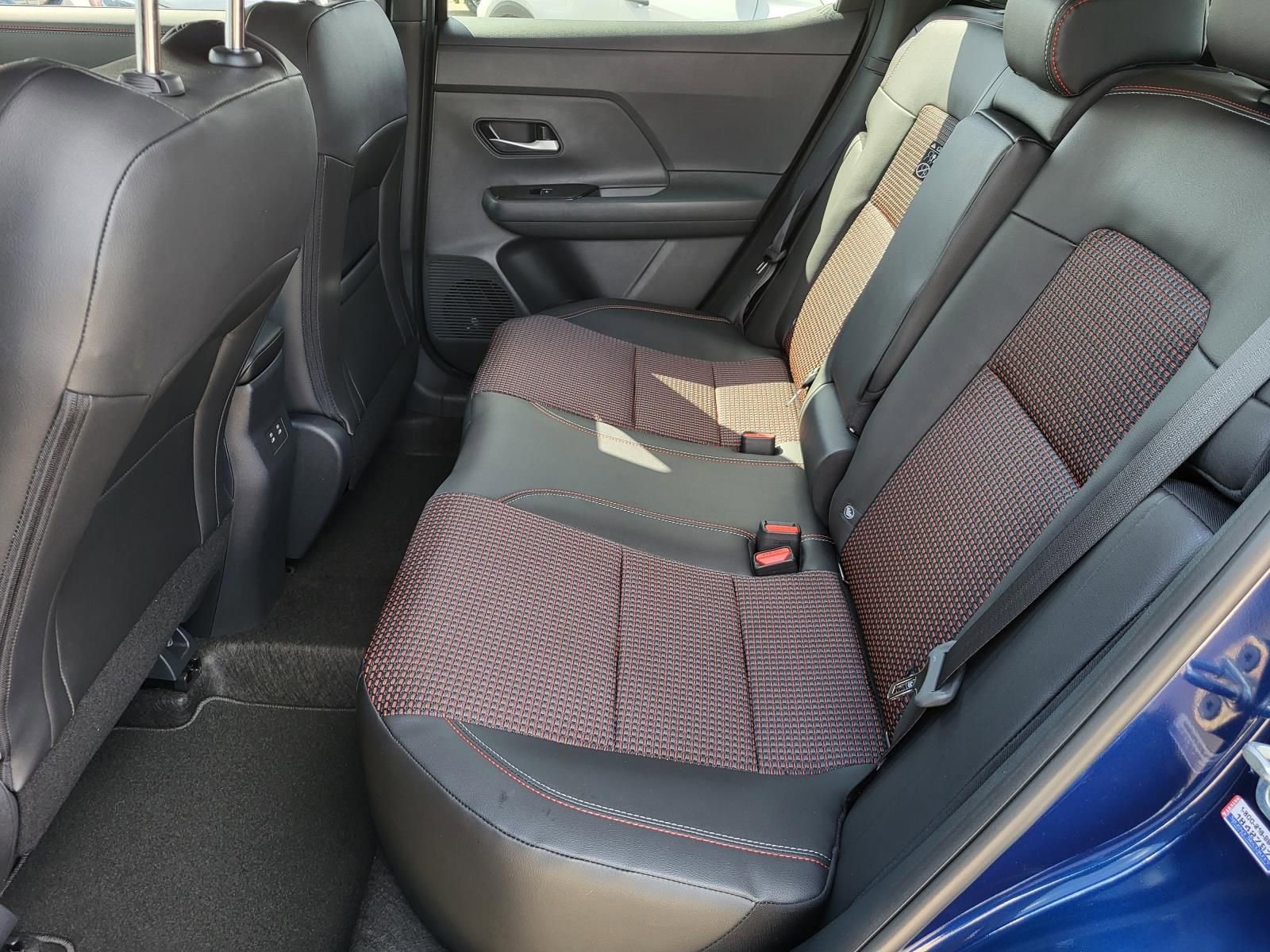 New 2026 Nissan Kicks SR FWD image 14