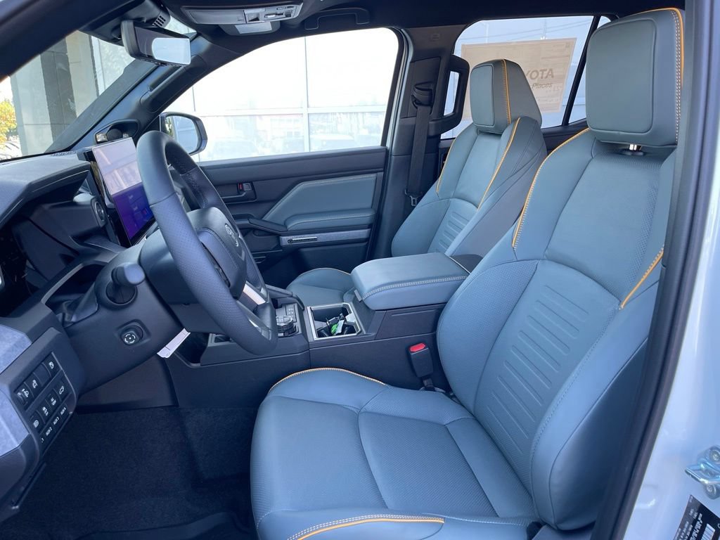 New 2026 Toyota 4Runner Trailhunter AWD/4WD image 12