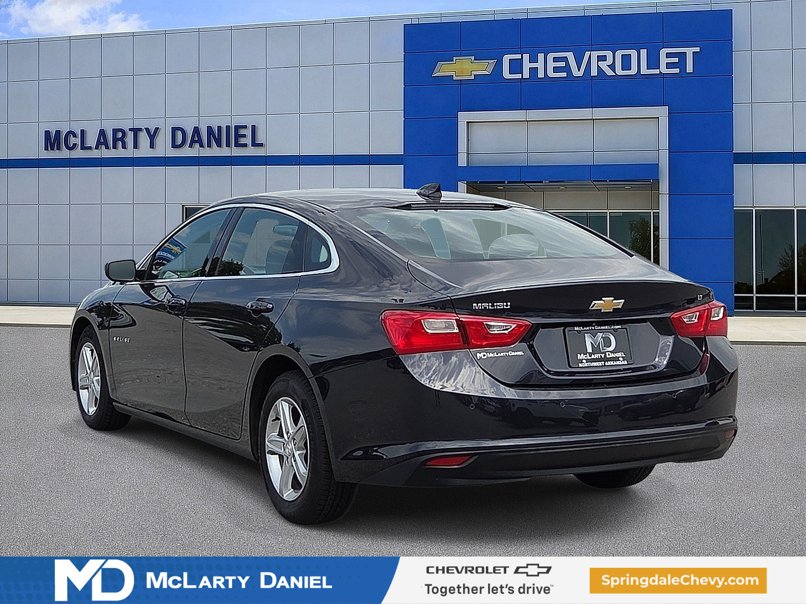 Used 2023 Chevrolet Malibu LT w/ Driver Confidence Package FWD image 4