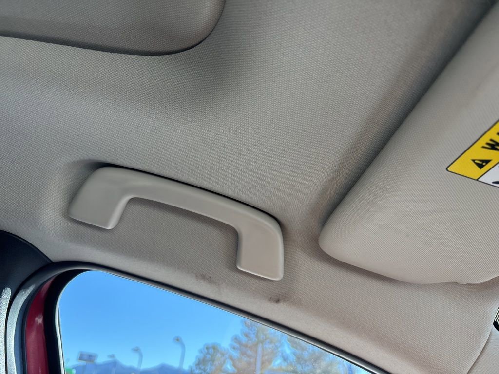 Used 2022 MAZDA MAZDA3 s image 39