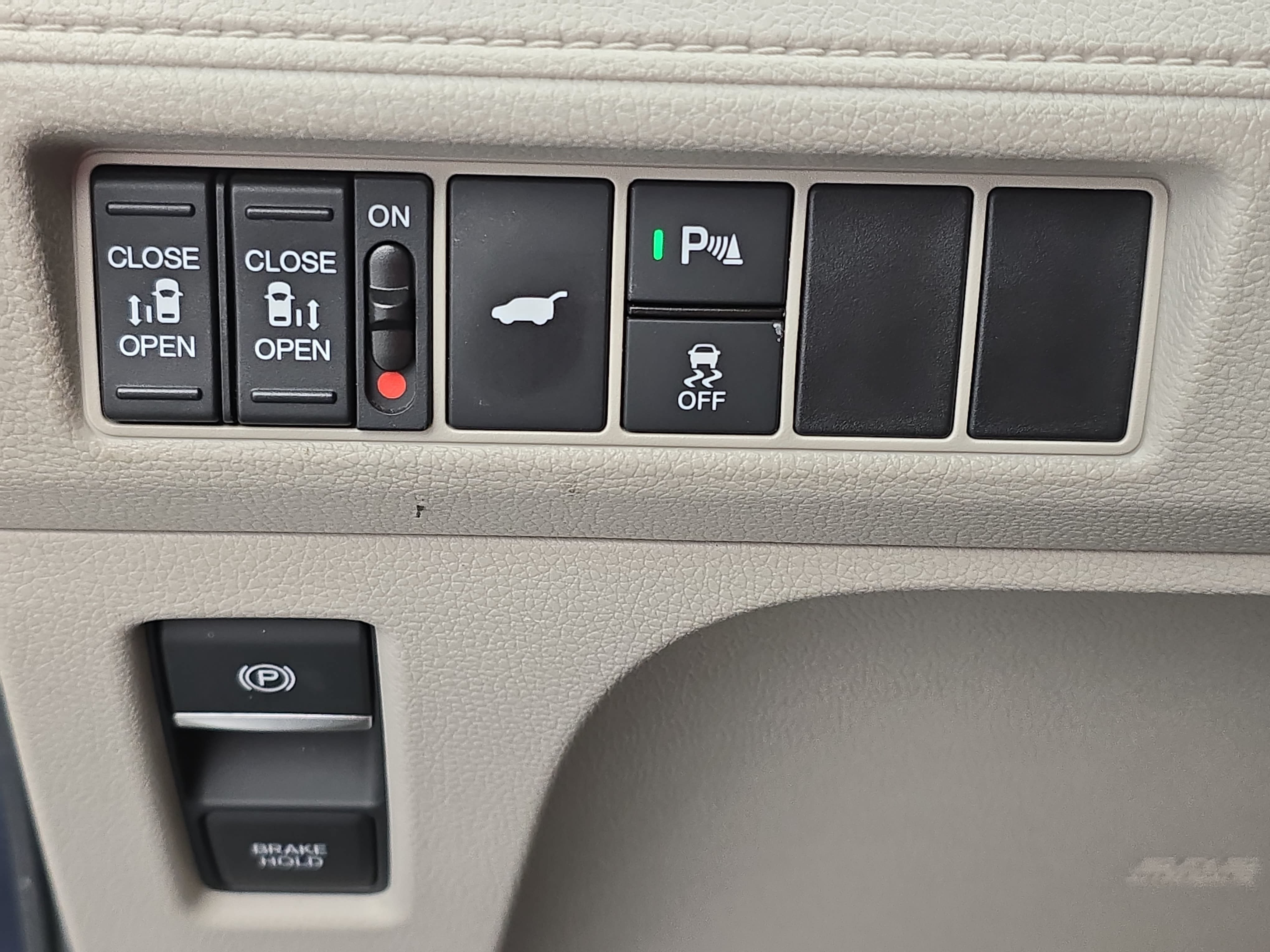 Certified 2025 Honda Odyssey Touring image 27