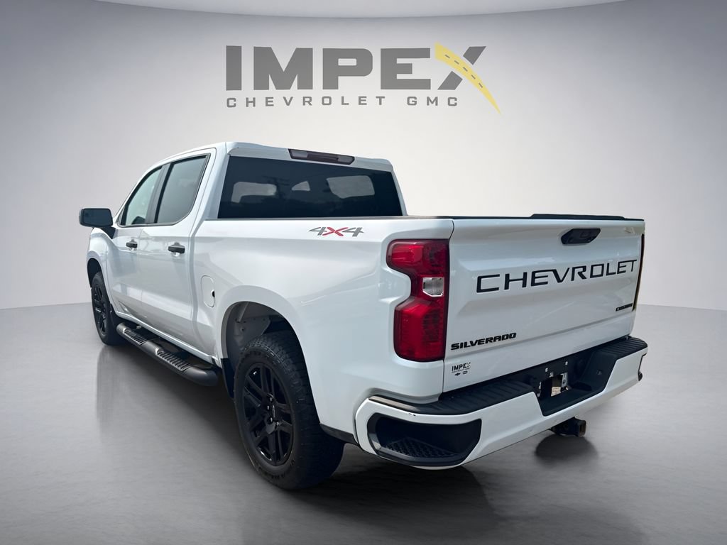 Used 2024 Chevrolet Silverado 1500 Custom AWD/4WD image 3