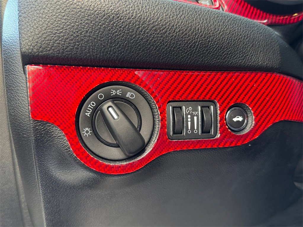 Used 2019 Dodge Challenger SRT Hellcat image 31