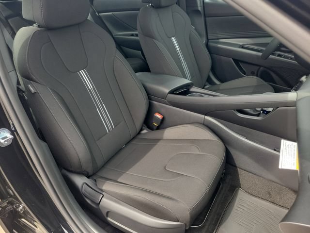New 2026 Hyundai Elantra SEL Sport Premium FWD image 21