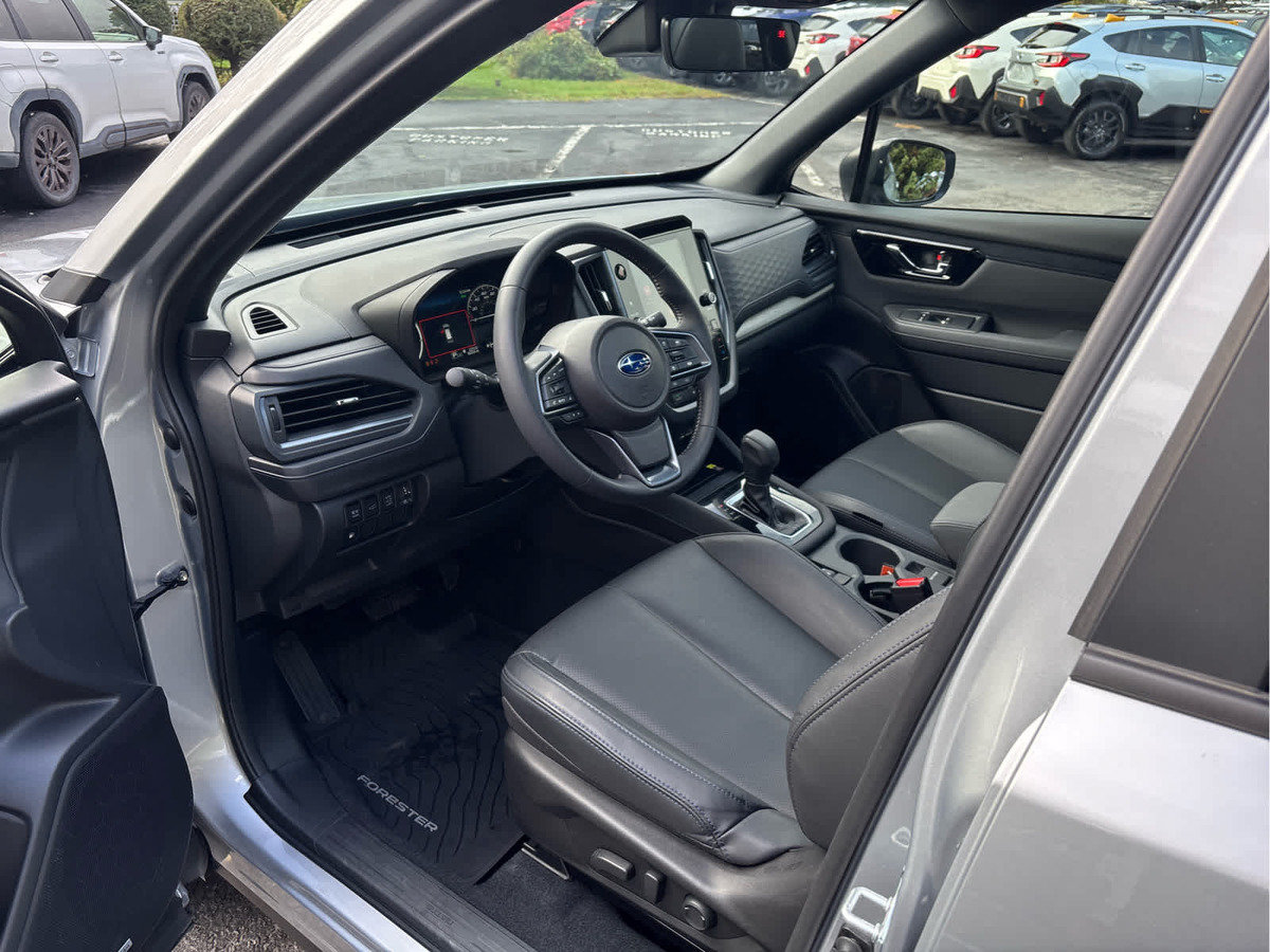 Certified 2025 Subaru Forester Limited w/ Popular Package AWD/4WD image 24