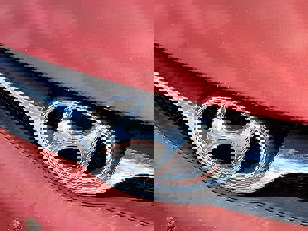 Used 2012 Hyundai Elantra GLS w/ Preferred Pkg 3 FWD image 29