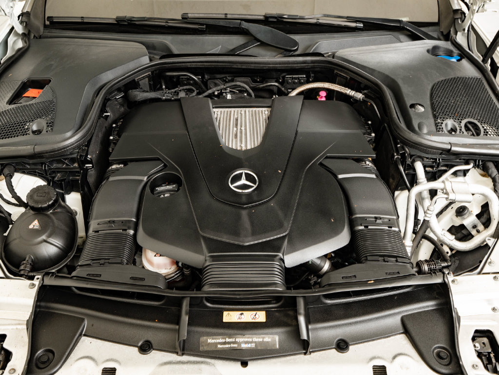 Used 2018 Mercedes-Benz E 400 4MATIC Wagon image 50
