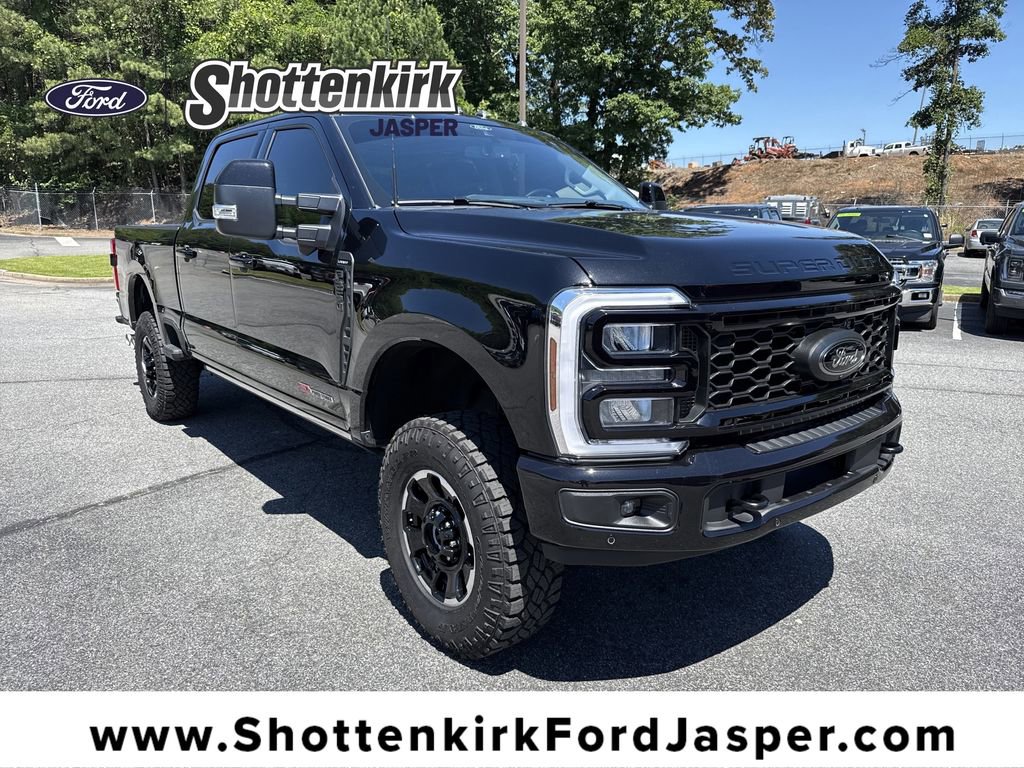 Used 2025 Ford F250 Lariat w/ Lariat Ultimate Package AWD/4WD video 1
