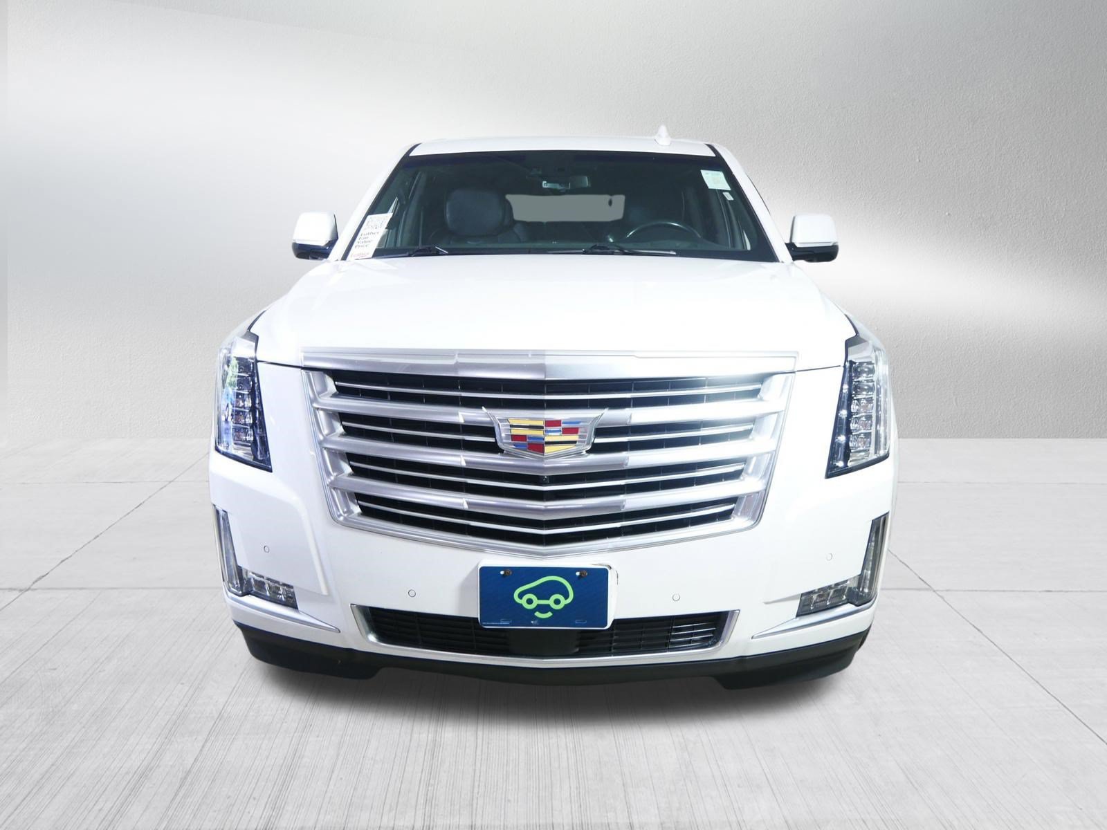 Certified 2018 Cadillac Escalade Platinum AWD/4WD image 2