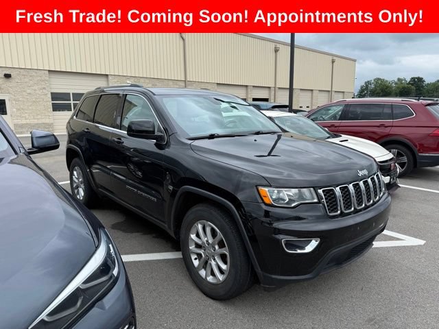 Used 2021 Jeep Grand Cherokee Laredo RWD image 1