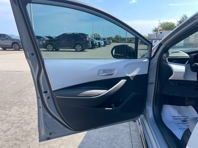 Used 2022 Toyota Corolla SE FWD image 20