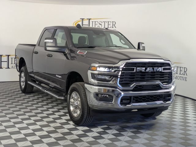 Used 2026 RAM 2500 Big Horn AWD/4WD image 2