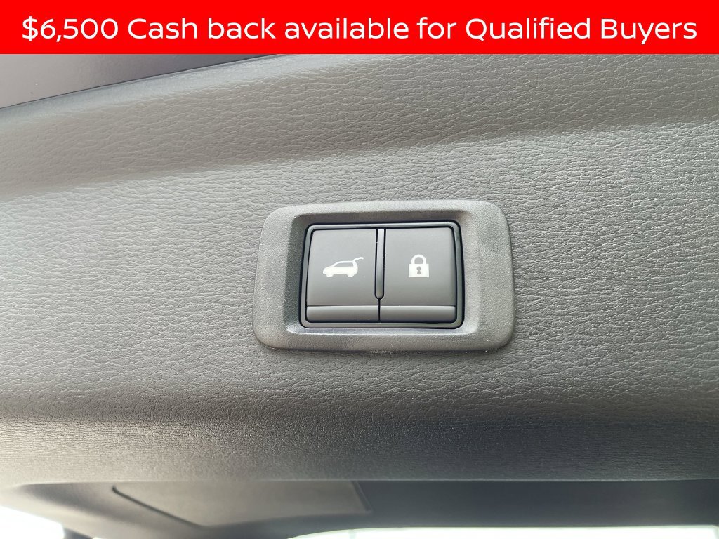 New 2026 Nissan Rogue Platinum AWD/4WD image 17
