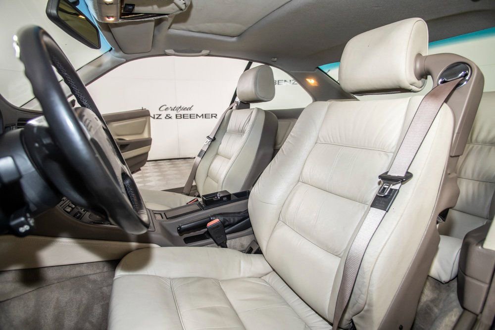 Used 1993 BMW 850Ci image 12