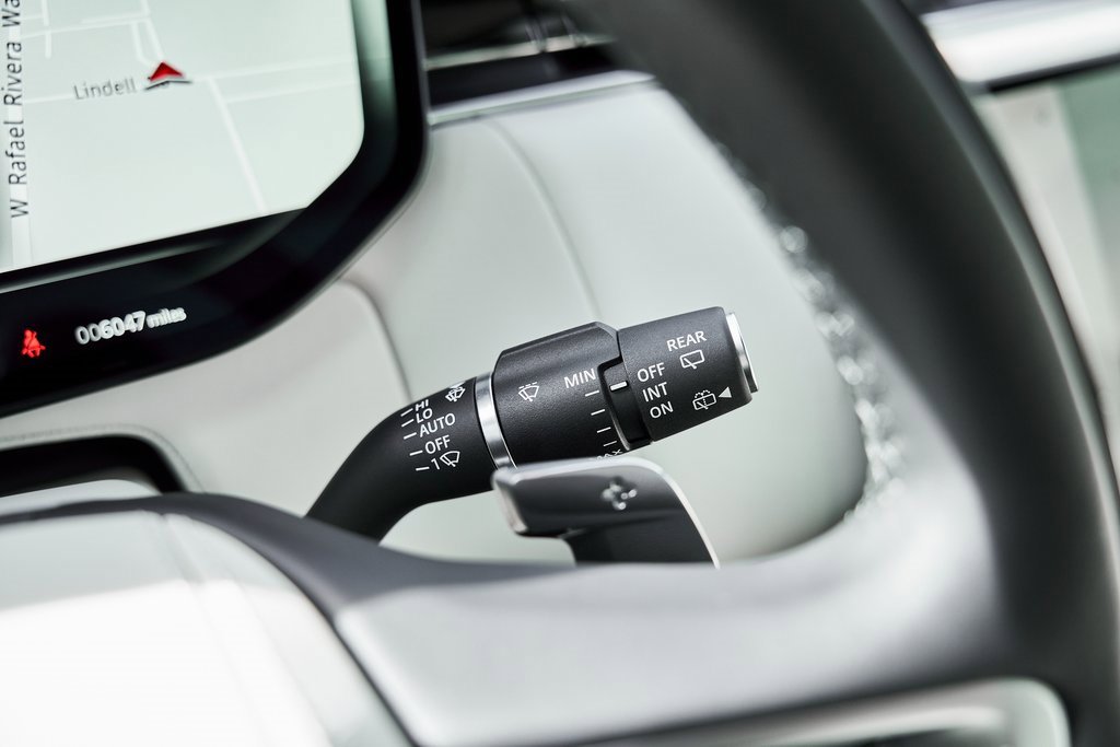 Used 2024 Land Rover Range Rover Long Wheelbase SE image 70