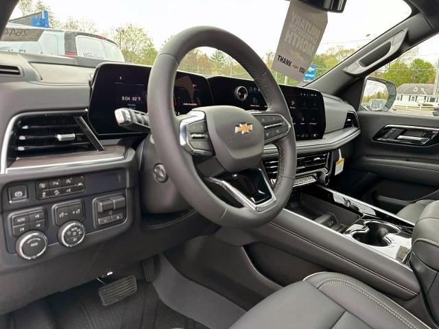 New 2026 Chevrolet Suburban Premier w/ Sun And Tow Package AWD/4WD image 13