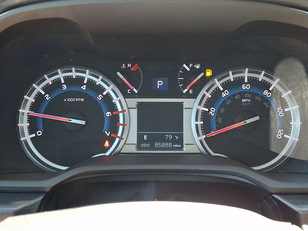 Used 2018 Toyota 4Runner Limited AWD/4WD image 24
