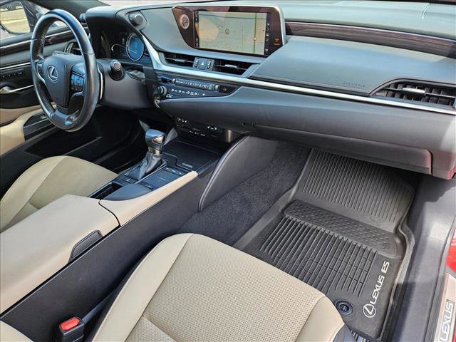 Used 2019 Lexus ES 350 w/ Premium Package image 28