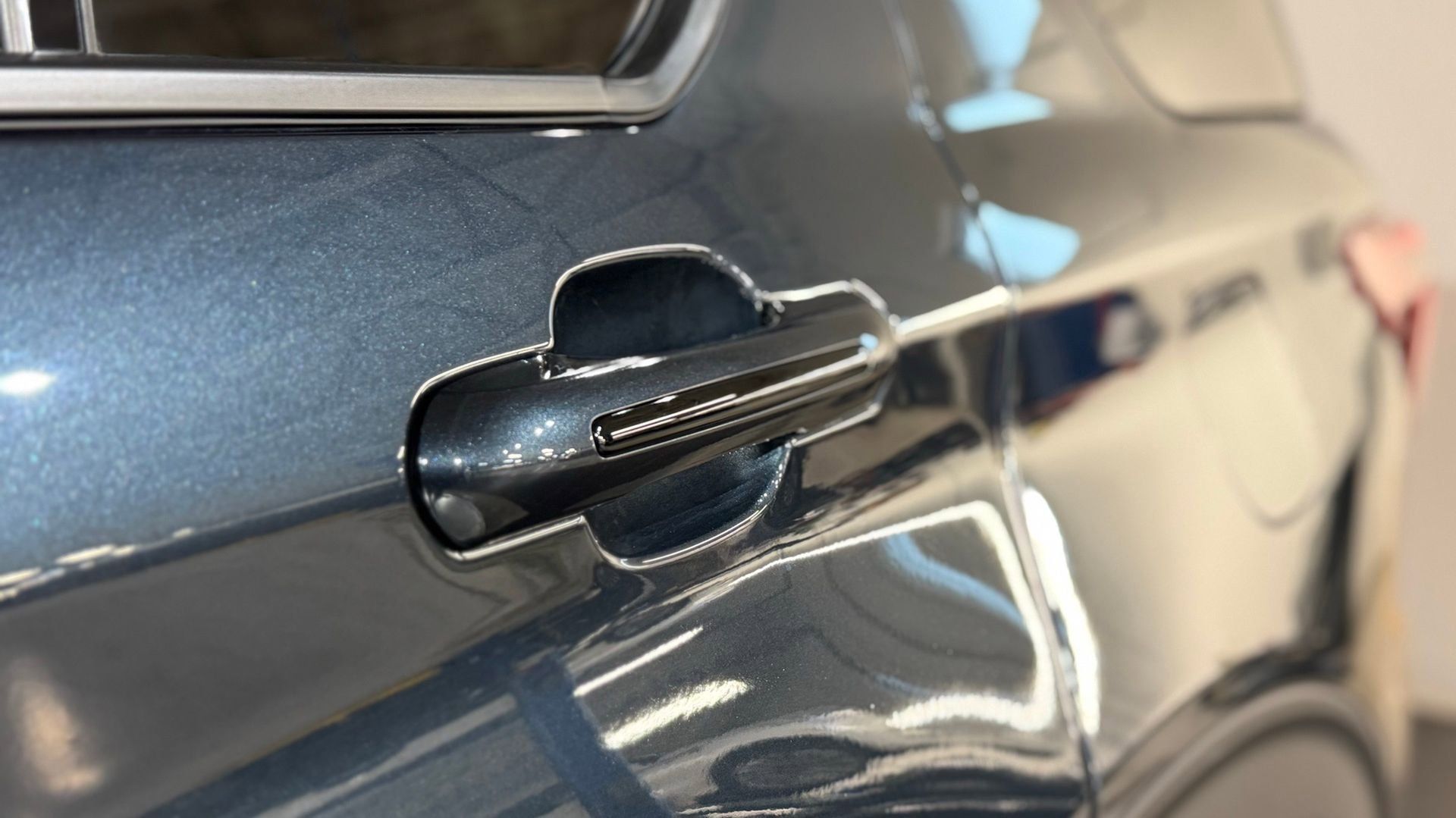 Used 2023 Ford Explorer ST w/ Equipment Group 401A image 27