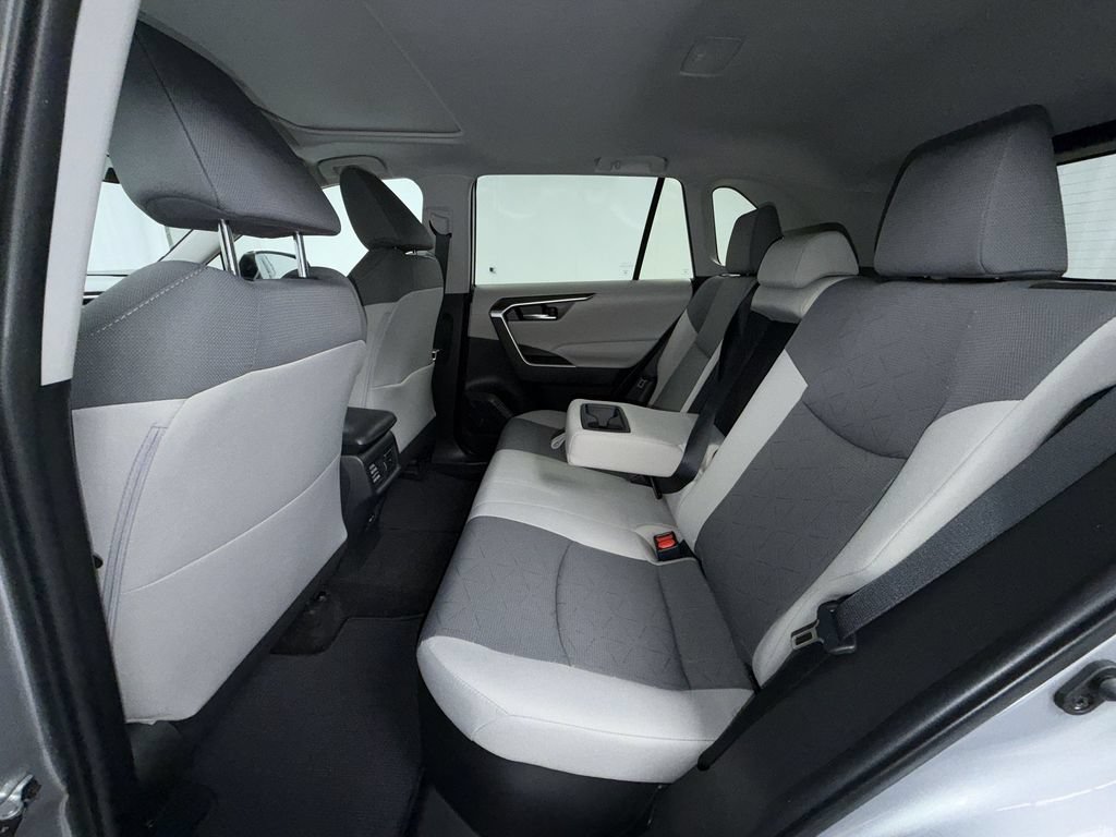 Certified 2022 Toyota RAV4 XLE AWD/4WD image 6