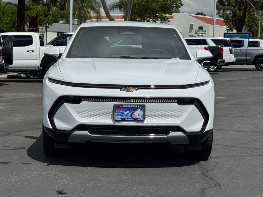 New 2026 Chevrolet Equinox EV LT w/ Convenience Package II FWD image 2